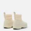 Mezzaluna Puffy Cream Boots