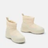Mezzaluna Puffy Cream Boots